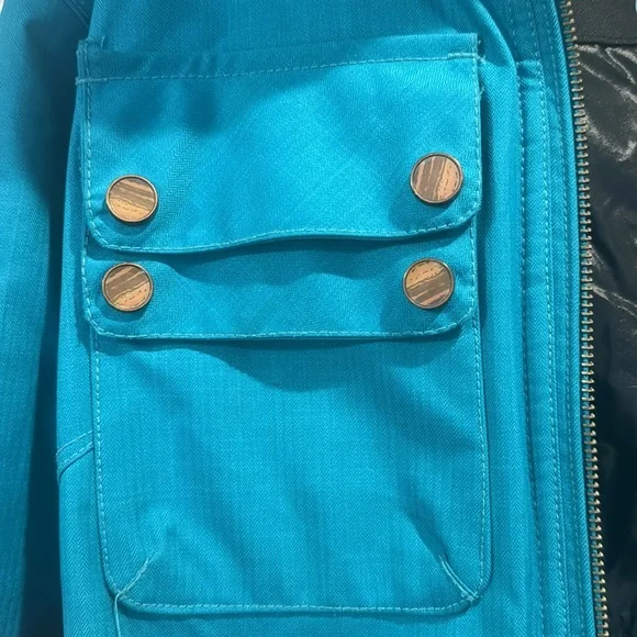 Obermeyer Ski/Snowboard Jacket with Detachable Hood - Picture 3 of 13